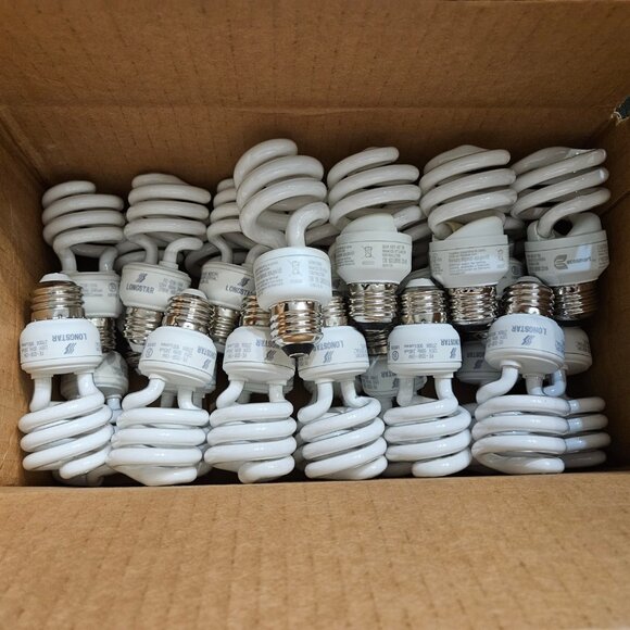 SET OF 2 LONGSTAR 13 WATT, 2700K & 900 LUMEN SPIRAL COMPACT FLUORESNT LIGHT BULB - Picture 5 of 7